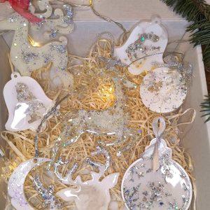 Weihnachtsdekorationen (Weiß)