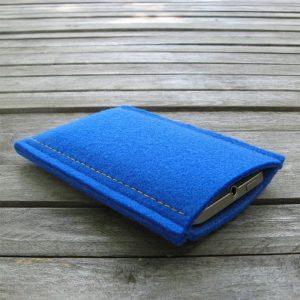 Maßgefertigte Filz-Handyhülle mit Ziernaht – Premium Schutz nach Maß